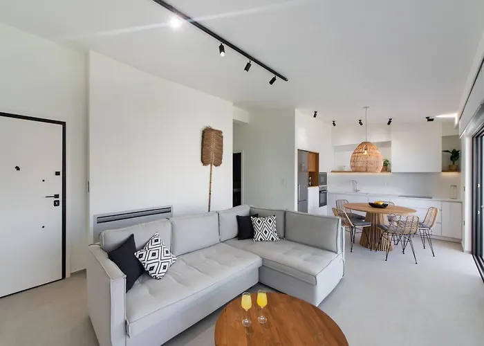 Pnoe - Feel At 4* Lefkáda