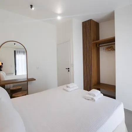 Lejlighedshotel Pnoe - Feel At 4*