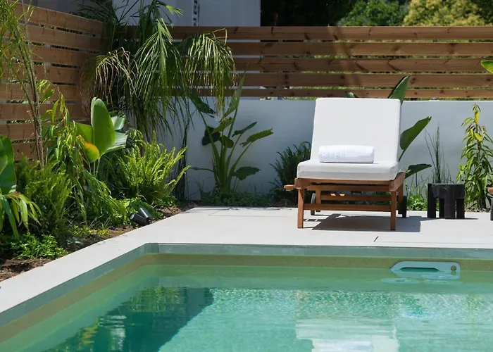 Pnoe - Feel At Aparthotel Lefkada City