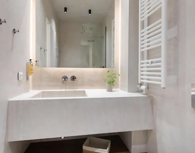 Pnoe - Feel At Lefkada City